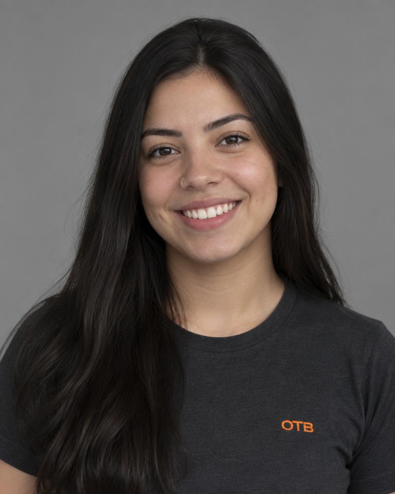 Retrato de Priscila Marquenta, Social Media do Grupo OTB