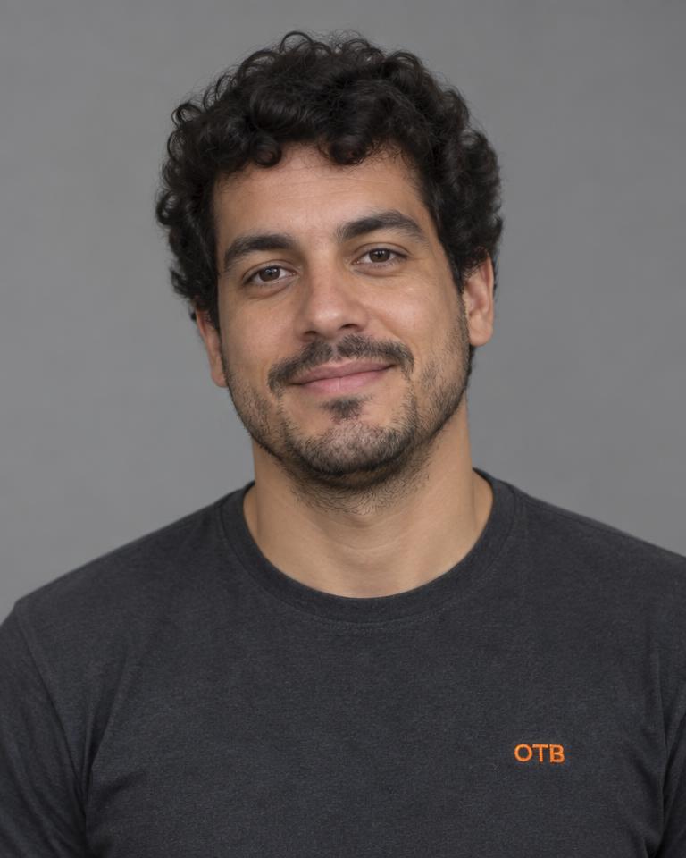 Retrato de Rodrigo Vasquenco, Especialista em Mídia Paga do Grupo OTB